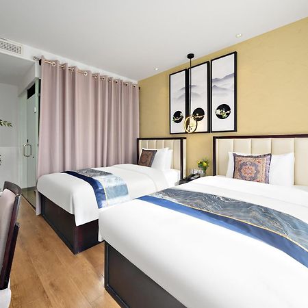 Beijing Tangfu Nanluoguxiang Wang Fu Jing Forbidden City Snack Street Hotel,1 Stop Walking To Airport Express,3 Stop To Tiananmen&Free Laundry Dry Service &Professional Free Tour Ticket Service With English Speaking Staff Exterior foto